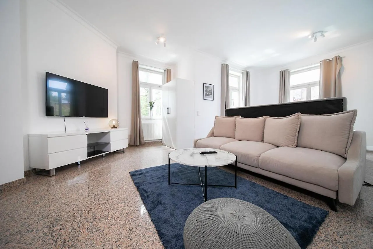 Favorite Stays - Suite And More - Düsseldorf 0*,